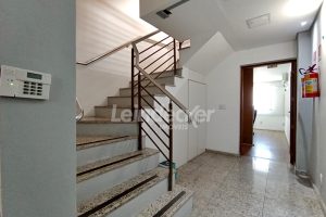 Prédio para alugar com 600m², 1 vaga no bairro Petrópolis em Porto Alegre - Foto 20