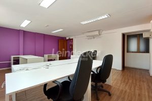 Prédio para alugar com 600m², 1 vaga no bairro Petrópolis em Porto Alegre - Foto 34