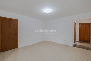 Apartamento para alugar com 100m², 3 dormitórios, 2 vagas no bairro Passo d'Areia em Porto Alegre - Foto 3