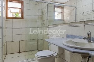 Apartamento para alugar com 100m², 3 dormitórios, 2 vagas no bairro Passo d'Areia em Porto Alegre - Foto 9