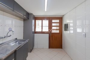 Apartamento para alugar com 100m², 3 dormitórios, 2 vagas no bairro Passo d'Areia em Porto Alegre - Foto 18