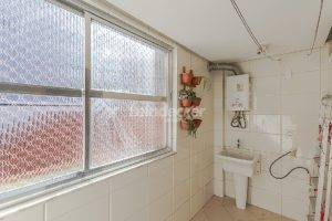 Apartamento para alugar com 100m², 3 dormitórios, 2 vagas no bairro Passo d'Areia em Porto Alegre - Foto 21
