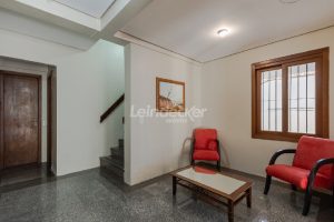 Apartamento para alugar com 100m², 3 dormitórios, 2 vagas no bairro Passo d'Areia em Porto Alegre - Foto 22