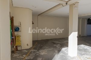 Apartamento para alugar com 100m², 3 dormitórios, 2 vagas no bairro Passo d'Areia em Porto Alegre - Foto 23