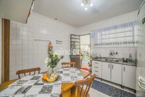 Casa Comercial para alugar com 240m², 4 dormitórios, 2 vagas no bairro Azenha em Porto Alegre - Foto 13