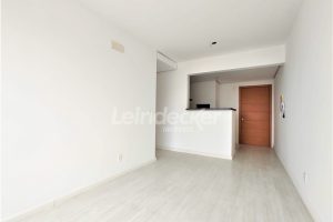 Apartamento para alugar com 43m², 1 dormitório, 1 vaga no bairro Cidade Baixa em Porto Alegre - Foto 2