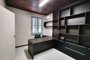 Casa Comercial para alugar com 150m², 4 vagas no bairro Floresta em Porto Alegre - Foto 3