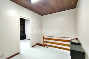 Casa Comercial para alugar com 150m², 4 vagas no bairro Floresta em Porto Alegre - Foto 7