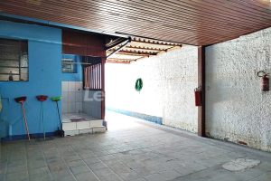 Casa Comercial para alugar com 150m², 4 vagas no bairro Floresta em Porto Alegre - Foto 16