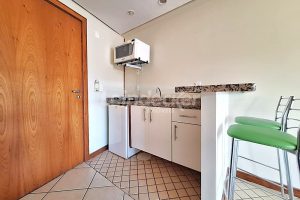 Apartamento para alugar com 36m², 1 dormitório no bairro Santana em Porto Alegre - Foto 3