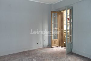 Conjunto para alugar com 45m² no bairro Centro em Porto Alegre - Foto 1