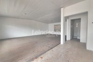 Loja para alugar com 150m², 4 vagas no bairro Nonoai em Porto Alegre - Foto 6