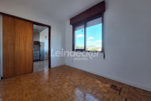 Apartamento para alugar com 40m², 1 dormitório, 1 vaga no bairro Vila Ipiranga em Porto Alegre - Foto 1