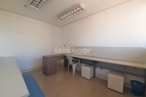 Conjunto para alugar com 74m² no bairro Bom Fim em Porto Alegre - Foto 10