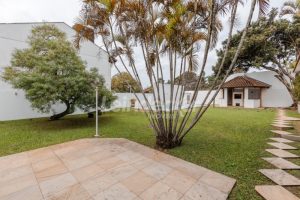 Casa Comercial para alugar com 306m², 4 dormitórios, 4 vagas no bairro Três Figueiras em Porto Alegre - Foto 3