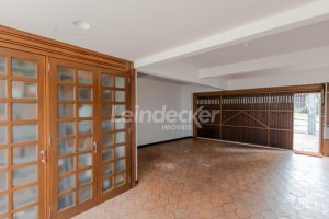 Casa Comercial para alugar com 306m², 4 dormitórios, 4 vagas no bairro Três Figueiras em Porto Alegre - Foto 66
