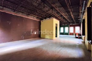 Casa Comercial para alugar com 600m², 1 dormitório no bairro Independência em Porto Alegre - Foto 7