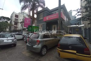 Casa Comercial para alugar com 330m², 5 dormitórios no bairro Moinhos de Vento em Porto Alegre - Foto 1