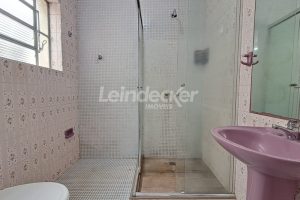 Apartamento para alugar com 60m², 2 dormitórios no bairro Santana em Porto Alegre - Foto 6