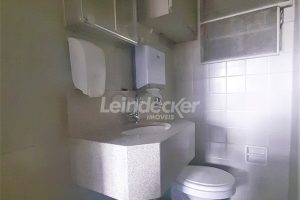 Conjunto para alugar com 77m² no bairro Centro em Porto Alegre - Foto 8