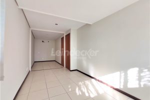 Sala para alugar com 58m², 1 vaga no bairro Higienópolis em Porto Alegre - Foto 11