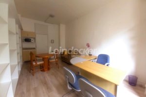 Sala para alugar com 25m² no bairro Centro em Porto Alegre - Foto 2