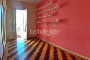 Casa Comercial para alugar com 235m², 4 dormitórios, 2 vagas no bairro Petrópolis em Porto Alegre - Foto 7