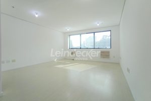 Sala para alugar com 39m², 1 vaga no bairro Auxiliadora em Porto Alegre - Foto 3