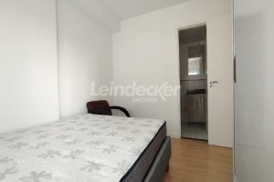 Apartamento para alugar com 50m², 2 dormitórios, 1 vaga no bairro Humaitá em Porto Alegre - Foto 10