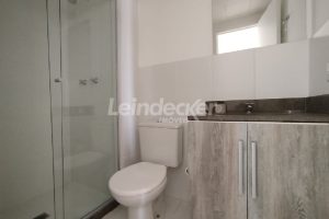 Apartamento para alugar com 50m², 2 dormitórios, 1 vaga no bairro Humaitá em Porto Alegre - Foto 12