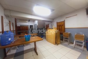 Loja para alugar com 213m² no bairro Passo d'Areia em Porto Alegre - Foto 11