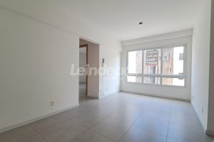 Apartamento para alugar com 56m², 2 dormitórios, 1 vaga no bairro Santa Cecilia em Porto Alegre - Foto 1