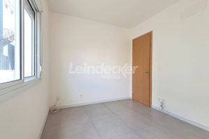 Apartamento para alugar com 56m², 2 dormitórios, 1 vaga no bairro Santa Cecilia em Porto Alegre - Foto 14