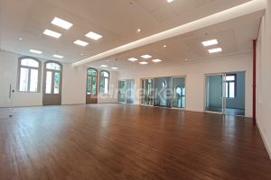 Sala para alugar com 43m², 1 vaga no bairro Independência em Porto Alegre - Foto 7