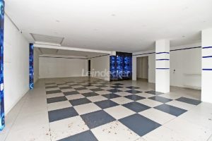 Loja para alugar com 367m² no bairro Praia de Belas em Porto Alegre - Foto 2