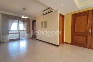 Apartamento para alugar com 124m², 3 dormitórios, 2 vagas no bairro Jardim Planalto em Porto Alegre - Foto 6
