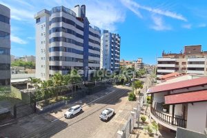 Apartamento para alugar com 124m², 3 dormitórios, 2 vagas no bairro Jardim Planalto em Porto Alegre - Foto 9