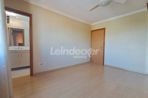 Apartamento para alugar com 124m², 3 dormitórios, 2 vagas no bairro Jardim Planalto em Porto Alegre - Foto 21