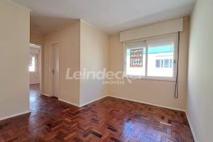 Apartamento para alugar com 60m², 2 dormitórios, 1 vaga no bairro Vila Ipiranga em Porto Alegre - Foto 1