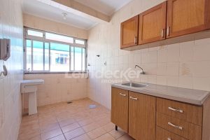 Apartamento para alugar com 60m², 2 dormitórios, 1 vaga no bairro Vila Ipiranga em Porto Alegre - Foto 4