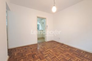 Apartamento para alugar com 75m², 4 dormitórios, 1 vaga no bairro Passo d'Areia em Porto Alegre - Foto 3