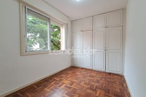 Apartamento para alugar com 75m², 4 dormitórios, 1 vaga no bairro Passo d'Areia em Porto Alegre - Foto 14