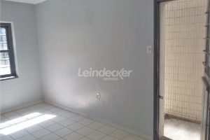 Loja para alugar com 230m², 1 dormitório no bairro São João em Porto Alegre - Foto 16