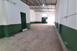 Depósito para alugar com 270m², 2 vagas no bairro Sarandi em Porto Alegre - Foto 2