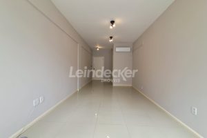 Sala para alugar com 31m², 1 vaga no bairro Mont'serrat em Porto Alegre - Foto 2