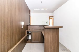 Sala para alugar com 60m², 2 vagas no bairro Menino Deus em Porto Alegre - Foto 2