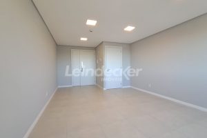 Sala para alugar com 30m² no bairro Teresópolis em Porto Alegre - Foto 3