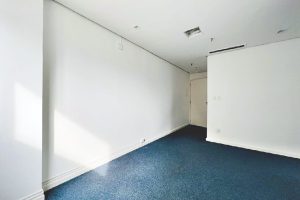 Sala para alugar com 56m², 1 vaga no bairro Três Figueiras em Porto Alegre - Foto 2