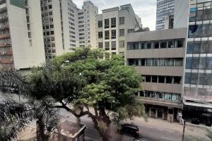 Sala para alugar com 160m² no bairro Centro em Porto Alegre - Foto 9