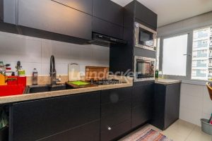 Apartamento para alugar com 60m², 2 dormitórios, 2 vagas no bairro Tristeza em Porto Alegre - Foto 4
